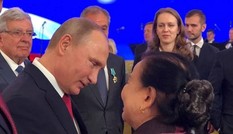 Nhà khoa học nữ đầu tiên của Việt Nam nhận Huy chương Pushkin