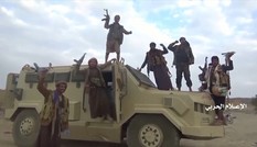 Houthi đăng video cảnh phục kích liên quân Ả Rập, bắt sống 2.000 người