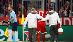 Thua trận, Bayern nhận 3 hung tin về nhân sự