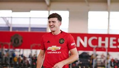 Mourinho quá đen, Solskjaer gặp may vụ chiêu mộ Maguire?