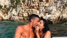 Ronaldo đã bí mật làm đám cưới ở... châu Phi?