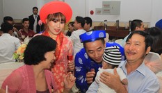 Những khoảnh khắc xúc động tại Lễ cưới tập thể của 100 đôi thanh niên, công nhân