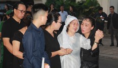 Đồng nghiệp và gia đình nghẹn lòng tiễn biệt 'Trung úy Phương' Thế Anh
