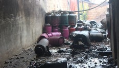 Nổ kho gas, 3 người thoát chết trong gang tấc