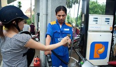 Giá xăng giảm 986 đồng xuống dưới 20.000 đồng/lít