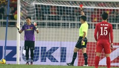 Nguyên Mạnh đánh nguội ở AFF Cup, VFF phải nộp phạt