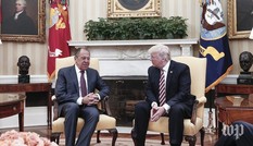 Báo Mỹ tố Trump tiết lộ tin tình báo cho Nga, Nhà Trắng phủ nhận