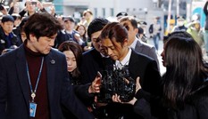 K-pop rúng động vì các vụ bê bối tình dục
