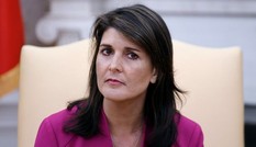 Cựu đại sứ Mỹ tố các trợ lý muốn 'lật đổ' ông Trump