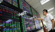 Chứng khoán đỏ rực, Ủy ban khuyên nhà đầu tư bình tĩnh