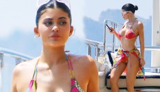 Cô út tỉ phú nhà Kardashian siêu nóng bỏng đón sinh nhật tuổi 22