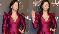 Người đẹp phim 'Mỹ nhân ngư' mặc đầm khoét sâu vòng 1