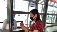 Đi xe buýt BRT Kim Mã - Yên Nghĩa không cần dùng tiền mặt