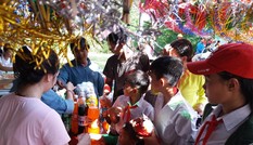 Mang Trung Thu đến trẻ em nghèo vùng xa