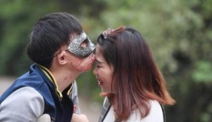 Câu chuyện cổ tích tình yêu của chàng trai bị hỏa hoạn hủy dung 85% và cái kết diệu kỳ