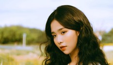 Nữ sinh 17 tuổi đam mê nghệ thuật, “đốn tim” dân mạng với nét đẹp dịu ngọt