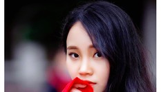Tân cử nhân trẻ tuổi nhất trường ĐH Kinh tế Quốc dân là Đảng viên, sinh viên xuất sắc