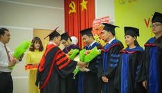 Đào tạo thạc sĩ, tiến sĩ: Bình mới rượu có mới?
