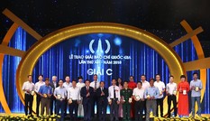 Thủ tướng Nguyễn Xuân Phúc: Ngòi bút báo chí là vũ khí phò chính, trừ tà