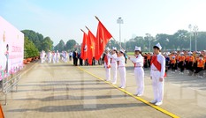 344 đại biểu Đại hội Cháu ngoan Bác Hồ toàn quốc lần thứ IX báo công dâng Bác