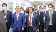Thủ tướng Nhật Bản thăm và giao lưu với sinh viên trường ĐH Việt Nhật