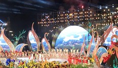Biển người tham dự đêm khai mạc Festival hoa Đà Lạt 2019