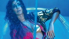 'Phụ nữ gợi cảm nhất Ấn Độ' Katrina Kaif đẹp 'rực lửa' trên tạp chí