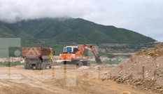 Vụ xây 'chui' tại khu đô thị sinh thái ở Nha Trang: 'Đá bóng' trách nhiệm?