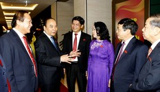 Loại bỏ xin-cho, phân bổ lại nguồn lực
