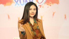 Vân Trang ‘kể xấu' ông xã lầm lì, khó gần trên sóng truyền hình