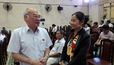 Cán bộ tha hóa, cử tri bức xúc