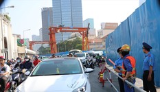 Khốn khổ vì 'lô cốt' bủa vây TPHCM ngày giáp Tết