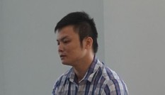 Người đàn ông hiếp dâm con của bạn gái vừa mất