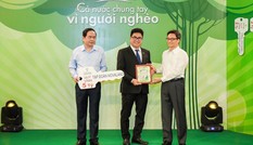 Đồng lòng hướng về Miền Trung