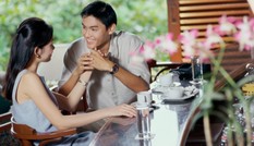 Bố chồng tương lai cũng sắp là bố dượng, có ai ở cảnh trớ trêu như tôi không?