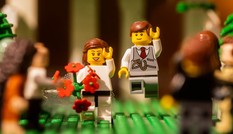 Giải pháp “chống buồn chán”: Tổ chức đám cưới cực yêu cho các nhân vật Lego