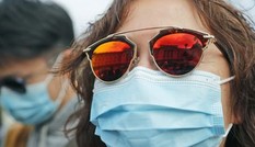 Tại sao mùa Hè nóng vẫn không diệt được virus corona? Đại dịch sẽ kéo dài 2-3 năm nữa?