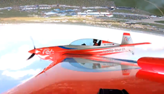 Chóng mặt với màn biểu diễn nhào lộn của đội bay First Flight