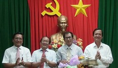 Một Phó Bí thư huyện ủy liên tục bị hành hung, dọa lấy mạng