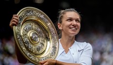 Nhà vô địch Wimbledon: Hy sinh ngực khủng để vươn tới vinh quang