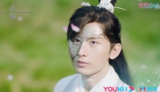 “Chàng trai vàng trong làng bị ngược” chắc phải là Thành Nghị rồi, khổ tận 10 kiếp cơ mà!