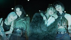 Xem teaser album mới của BLACKPINK, netizen thương đôi tai của Jennie vô cùng