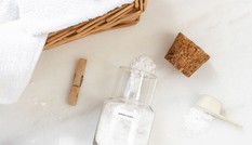 Thứ bột “kì diệu” này có thể giúp bạn “tút tát” lại tủ đồ cũ trong nháy mắt!