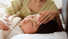 Hàng chục học sinh TPHCM nhập viện nghi do ngộ độc thực phẩm