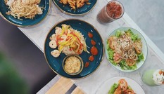 Hẹn hò Sài Gòn: Thực đơn ngập phô mai thơm béo hay gạo lứt "healthy"?