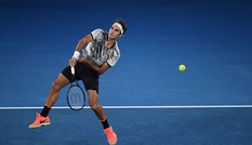 Federer xác lập hàng loạt cột mốc ấn tượng