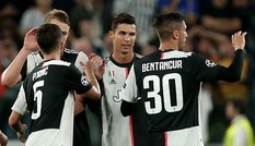 Phá lưới Bayer Leverkusen, Ronaldo lại ‘vượt mặt’ Messi