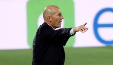 Real thắng nhọc Valladolid, HLV Zidane khen 2 cái tên