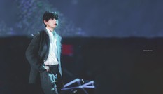 Chỉ có thể là V: Đẹp trai tới nỗi hàng loạt fansite idol khác không thể cầm lòng