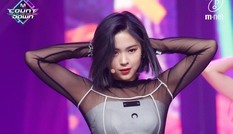 Stylist của ITZY tiếp tục nhận "gạch đá" khi biến quần chíp thành áo ống cho Ryu Jin